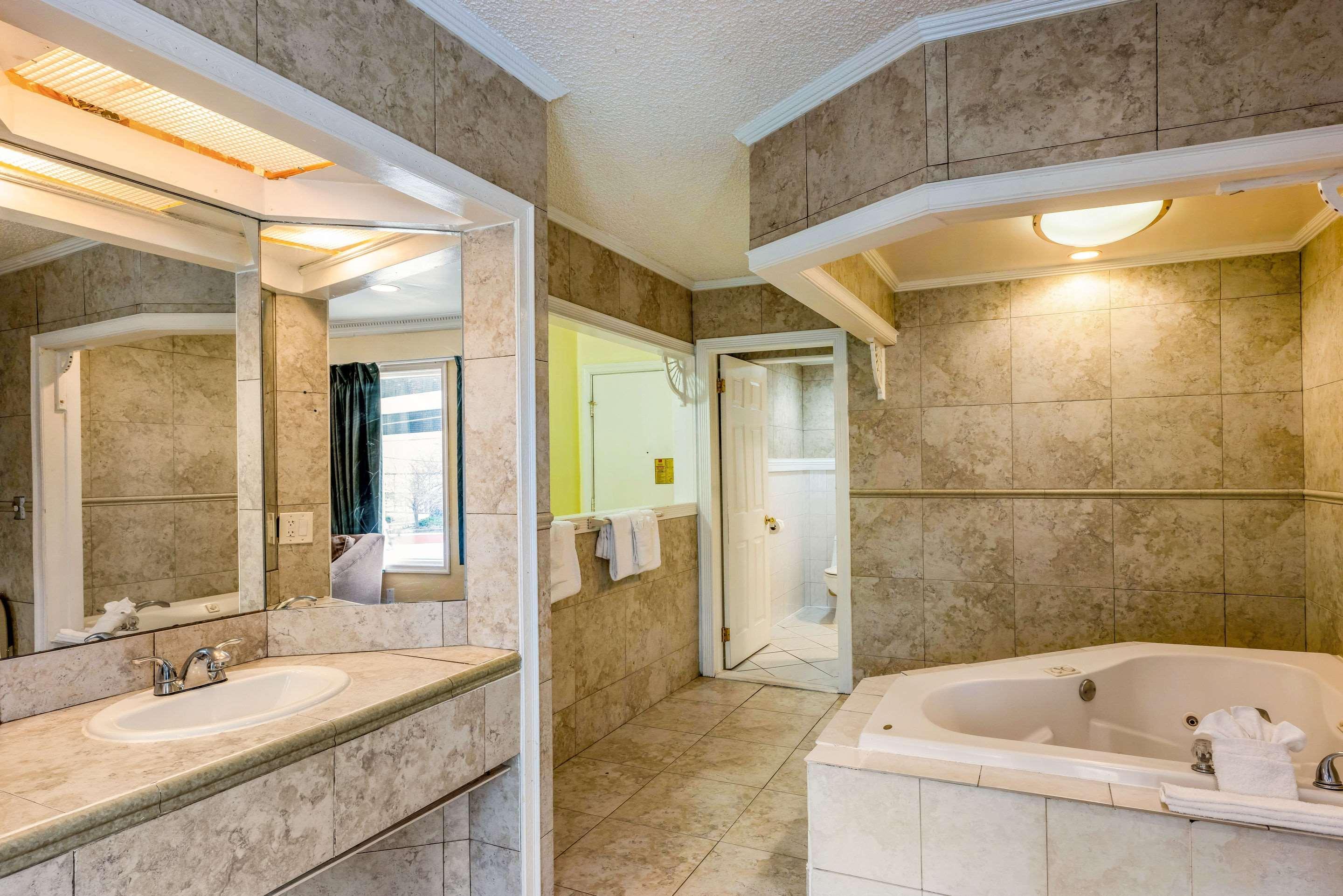 Econo Lodge Beach And Boardwalk أتلانتيك سيتي المظهر الخارجي الصورة