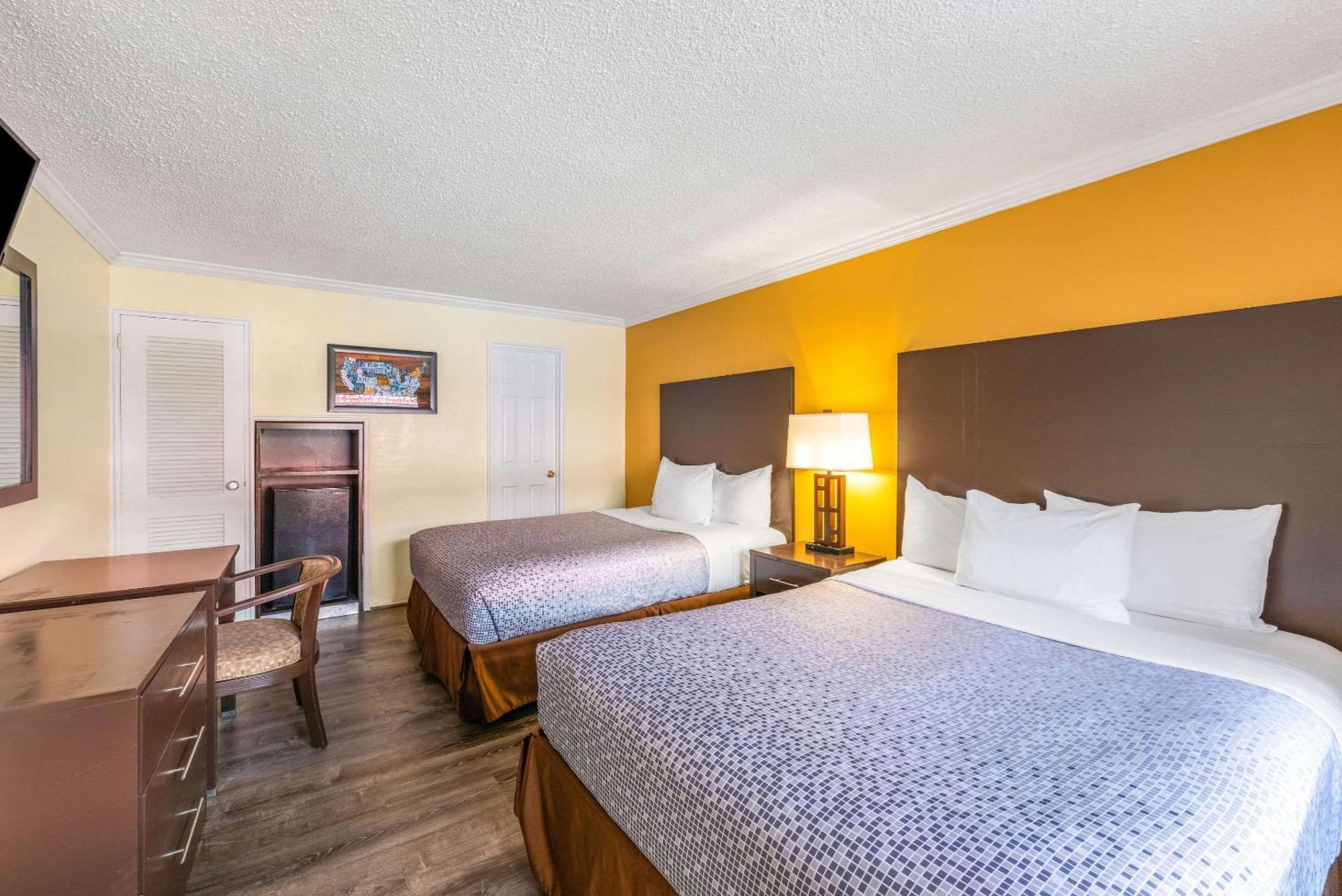 Econo Lodge Beach And Boardwalk أتلانتيك سيتي المظهر الخارجي الصورة